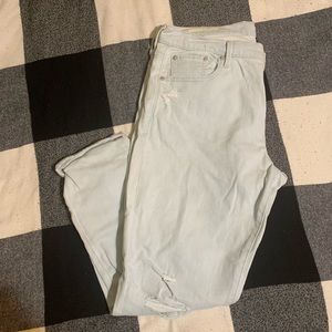 NWOT Lightwash Girlfriend Jeans